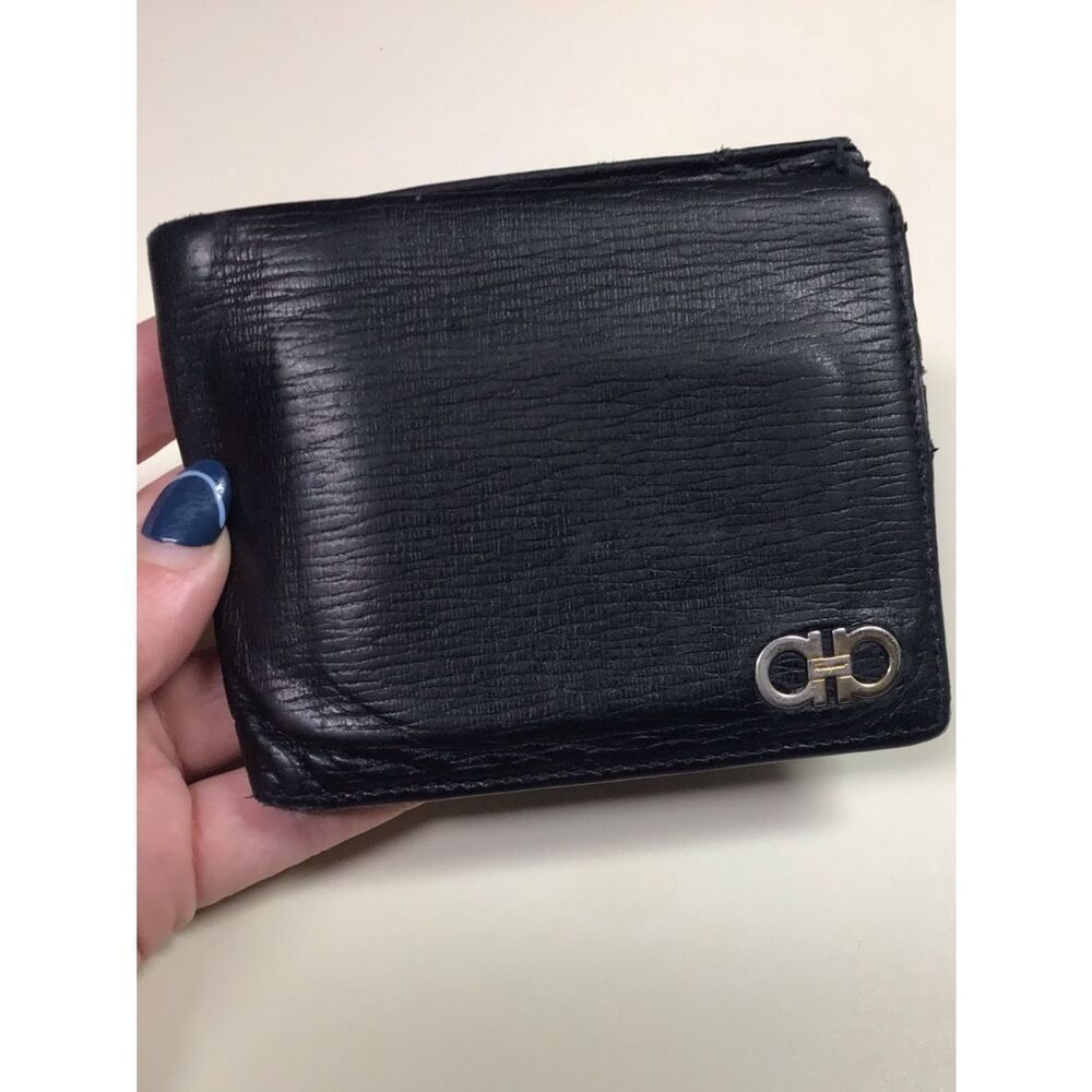 authentic Salvatore Ferragamo Gancini Bifold Wallet